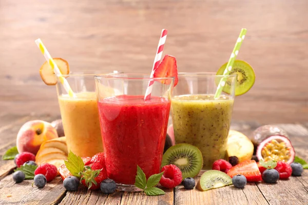 Fruit Smoothie Met Bessen Vruchten — Stockfoto