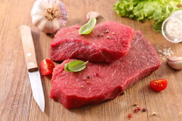 Pedaço Bruto Carne — Fotografia de Stock