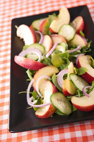 Cucumber Peach Onion Salad — Stock Photo, Image