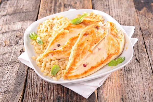 Grilled Chicken Breast Barley Grain — Stock Photo, Image