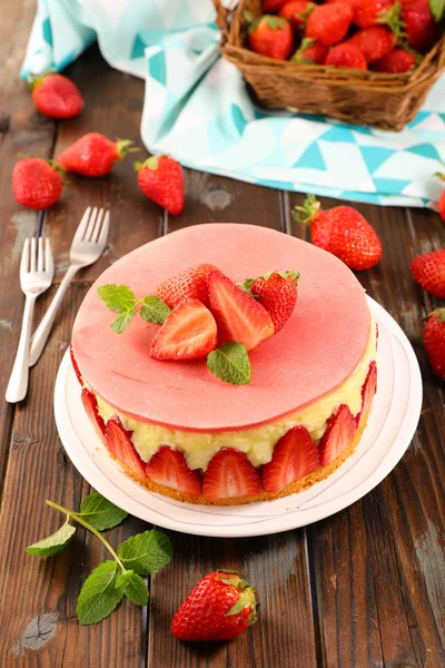 Délicieuse Tarte Aux Fraises Crème — Photo