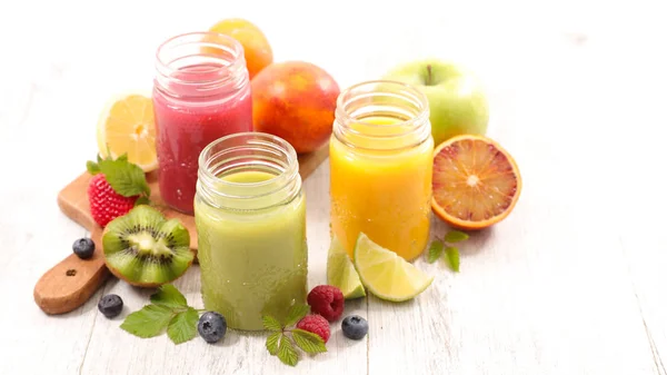 Fruit Juice Kiwi Berry Orange Apple — Stock Photo, Image