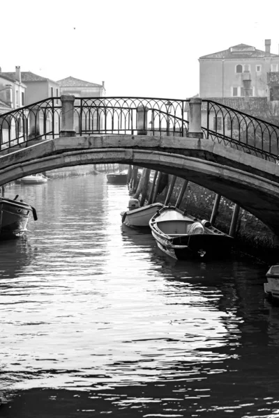 Pont Avec Bateau Gondole Venise Burano Italie — Photo