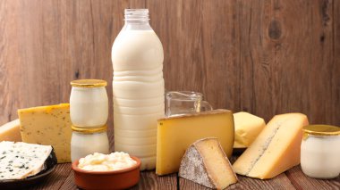yoğurt, peynir, süt ile süt ürünleri