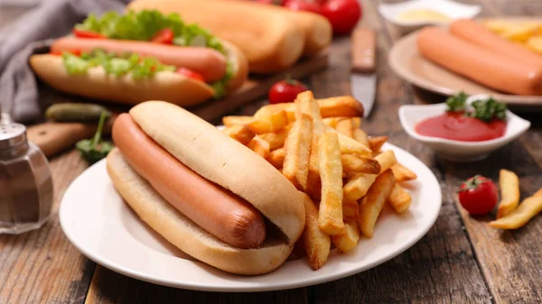 Cachorro Quente Com Frito Francês — Fotografia de Stock