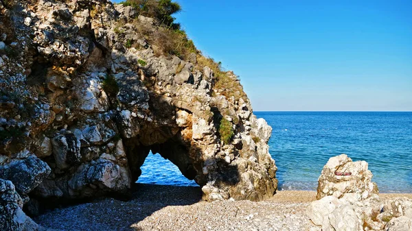 Rajska Plaża Roacks Piasek Morze — Zdjęcie stockowe