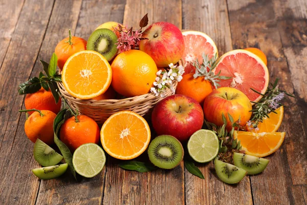 Assorted Fruits Orange Apple Kiwi Clementine — Stock Photo, Image