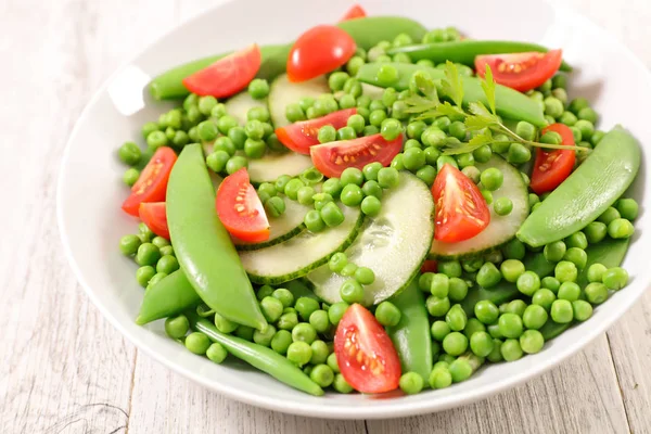 Green Pea Bean Cucmber Tomato Salad — Stock Photo, Image