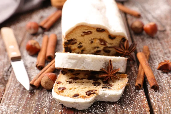 Fruta Stollen Sobre Fondo Madera — Foto de Stock