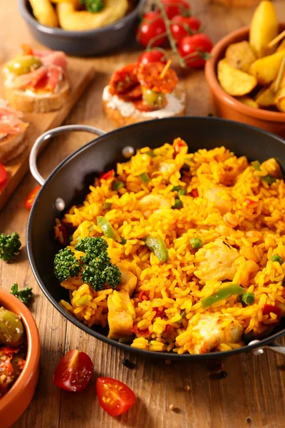 Paella Výběrem Španělského Pokrmu — Stock fotografie