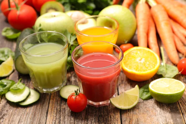 Sortido Suco Frutas Legumes Desintoxicação Bebida Verão — Fotografia de Stock