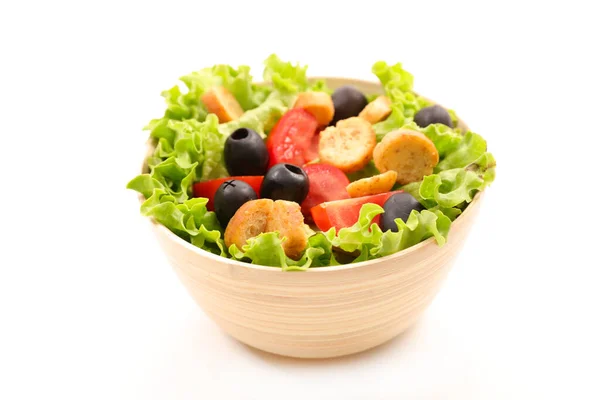 Kom Van Verse Groenten Salade Geïsoleerd Witte Achtergrond — Stockfoto