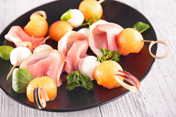 Melon Mozzarella Prosciutto Ham Skewer — Stock Photo, Image