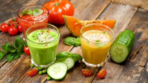 Batido Verduras Gazpacho Con Ingrediente Fresco — Vídeos de Stock