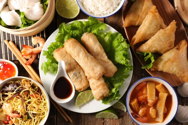 Selection Asian Food Spring Roll Samosa Dumpling Noodles — Stock Photo, Image