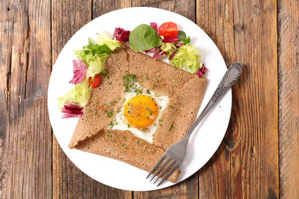 Crepe Egg Cheese Lettuce — Stock Photo, Image