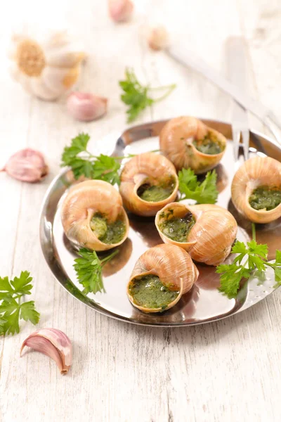 Gastronomía Francesa Escargot Con Perejil Mantequilla —  Fotos de Stock