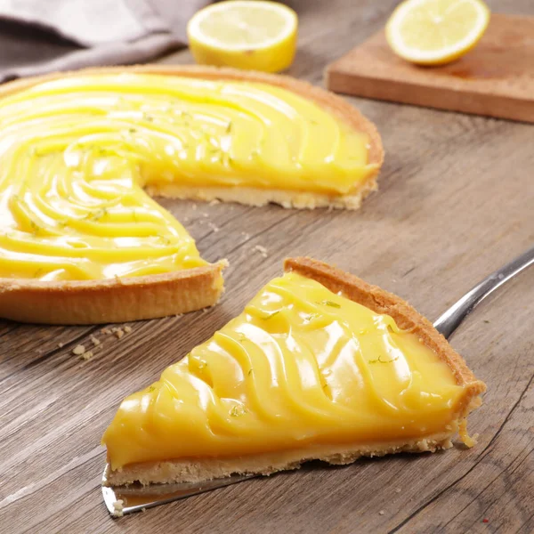 Lemon Pie Slice Wood Background — Stock Photo, Image