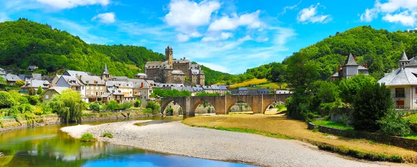 Estland Vacker Frankrike Aveyron Turistiska Historiska Byn Med Slott Flod — Stockfoto