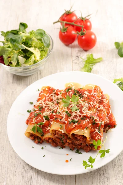 Lasagne Met Gehakt Tomatensaus Kaas — Stockfoto