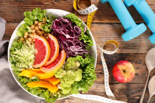 Aliments Diététiques Santé Concept Alimentaire Avec Salade Légumes Haltère — Photo