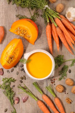 Havuç ve balkabağı çorbası.