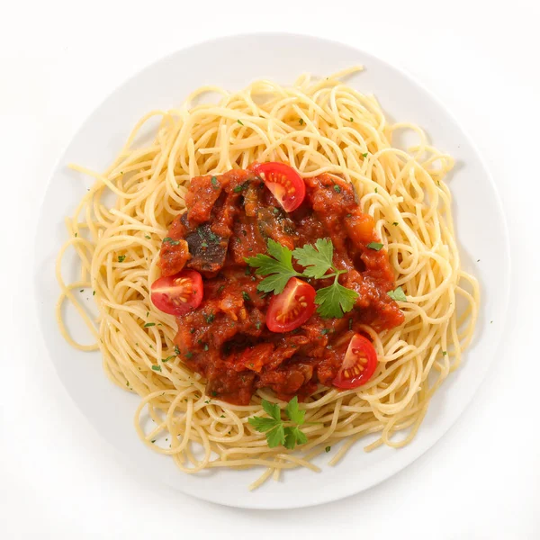 토마토 소스와 쇠고기를 곁들인 스파게티 — 스톡 사진