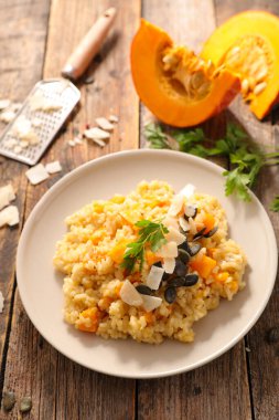 Kremalı risotto, parmesan ve balkabağı