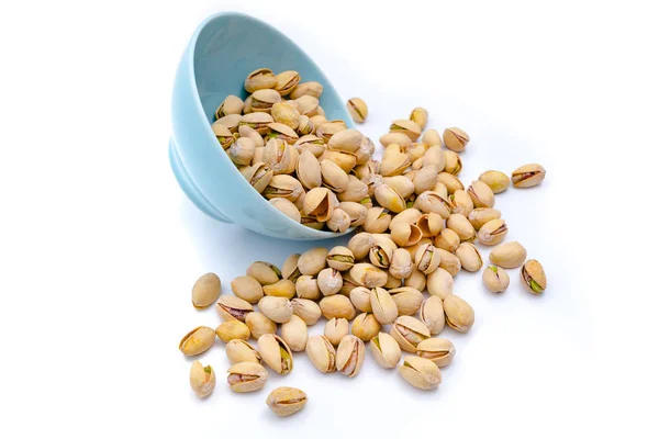 Pistachios in  bowls. Roasted pistachio seeds — Stock Photo, Image