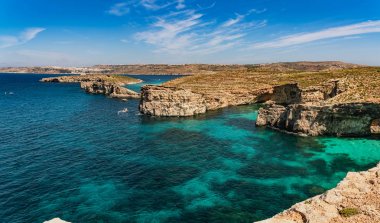 Comino Adası 'ndaki Mavi Göl, Malta Gozo.