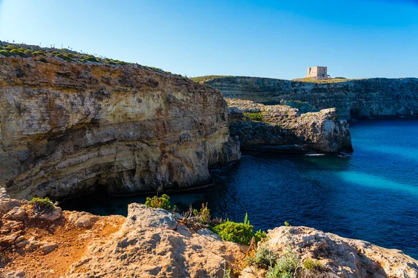 The Blue Lagoon on Comino Island, Malta Gozo. — Stock Photo, Image