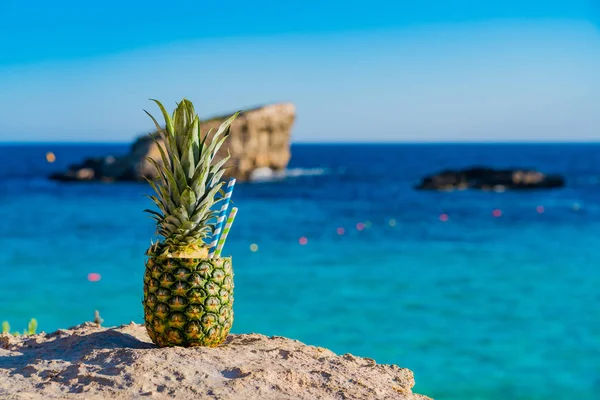 Modrá laguna na ostrově Comino, Malta Gozo. — Stock fotografie