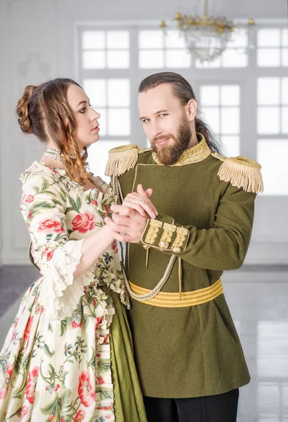 Schönes Paar Mann Und Frau Historischen Mittelalterlichen Kostümen — Stockfoto