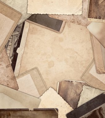 Vintage eski fotoğraf kenarlığı üzerinde beyaz izole