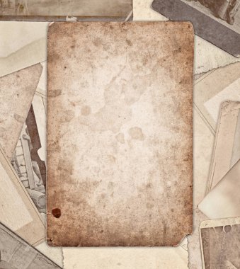 Vintage eski fotoğraf kenarlığı üzerinde beyaz izole