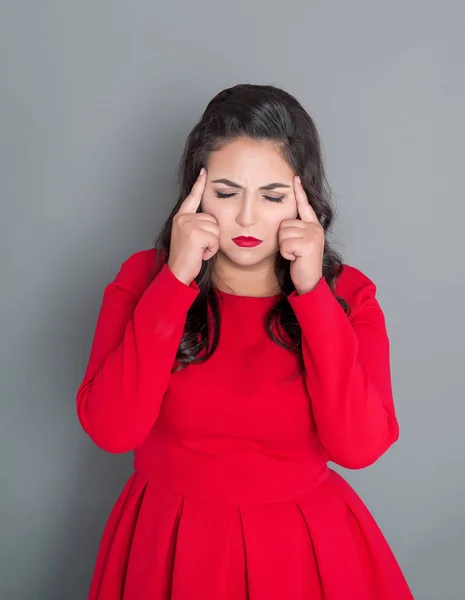 Size Woman Red Dress Headache Gray Background — Stock Photo, Image