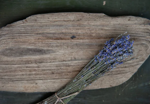 Dry Lavender Flowers Bouquet Old Rustic Wooden Backgroun — Stock Photo, Image