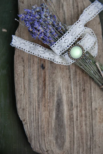 Dry Lavender Flowers Bouquet Old Rustic Wooden Backgroun — Stock Photo, Image