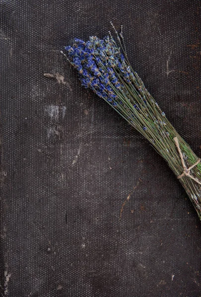 Bellissimi Fiori Lavanda Asciutti Sullo Sfondo Materiale Rustico — Foto Stock