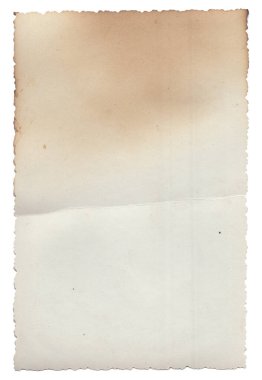 Yanmış kenarları, lekeleri ve çizikleri olan eski model kaba doku retro kağıdı. 