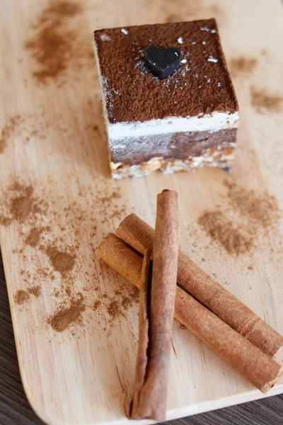 Шоколадный Десерт Корицей — стоковое фото