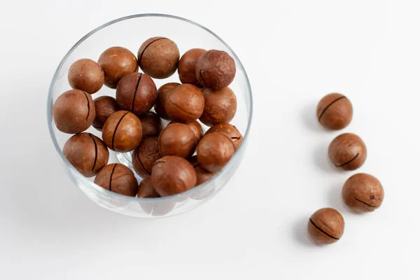 Nueces Macadamia Sobre Fondo Blanco Cerca — Foto de Stock