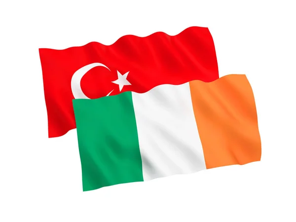 Beyaz bir arka plan üzerinde Türkiye ve İrlanda bayrakları — Stok fotoğraf