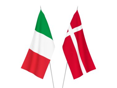 İtalya ve Danimarka bayrakları