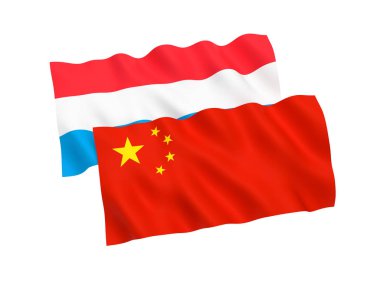 Beyaz bir arka plan üzerinde Lüksemburg ve Çin'i bayrakları