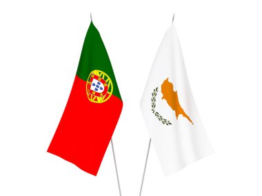 Kıbrıs ve Portekiz bayrakları