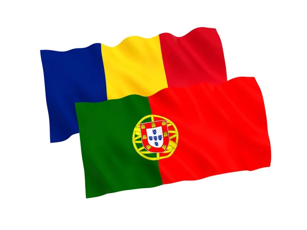 Beyaz arka planda Romanya ve Portekiz bayrakları — Stok fotoğraf