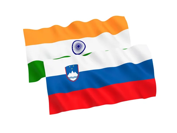 ธงของอินเดียและสโลวีเนียบนพื้นหลังสีขาว — ภาพถ่ายสต็อก