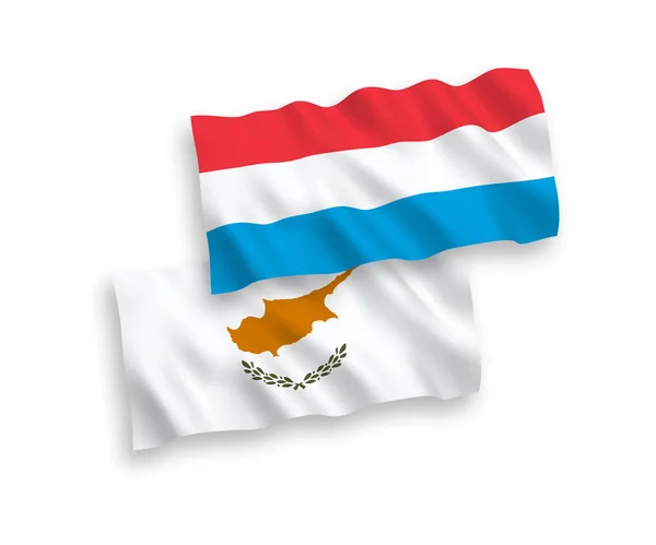 Флаги Кипра и Люксембурга на белом фоне — стоковый вектор