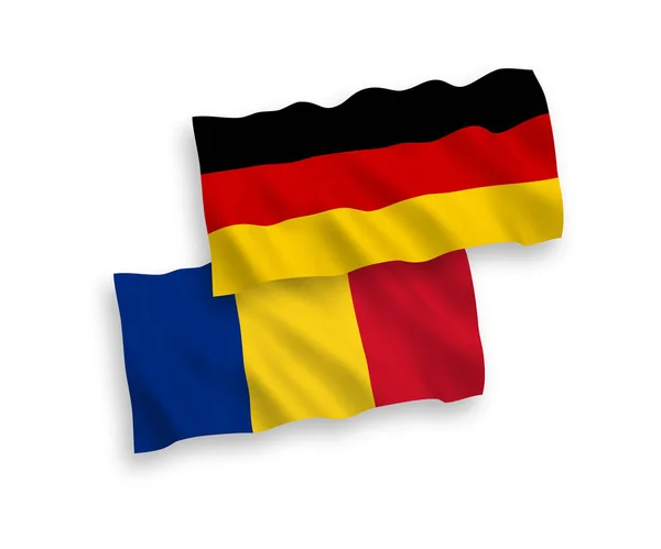 흰색 배경에 루마니아와 독일의 국기 — 스톡 벡터